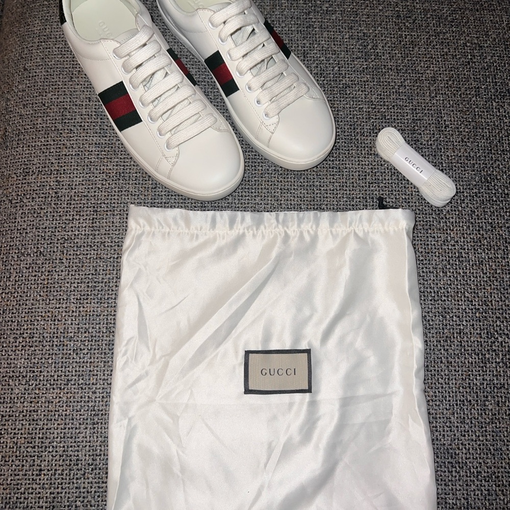 New Gucci Women’s Classic Ace Low Top White Leather Sneakers with Web Size 38